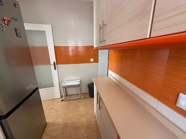 Chalet de 3 habitaciones en San Miguel de Salinas en venta - 209.999 € (Ref: 9655273)