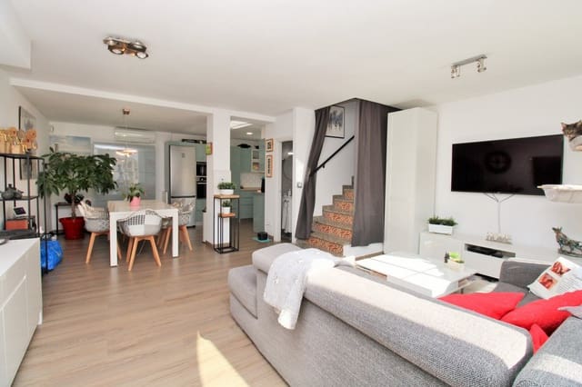 2 Zimmer Haus zu verkaufen in Villamartin, Orihuela - 345.000 € (Ref: 9655300)