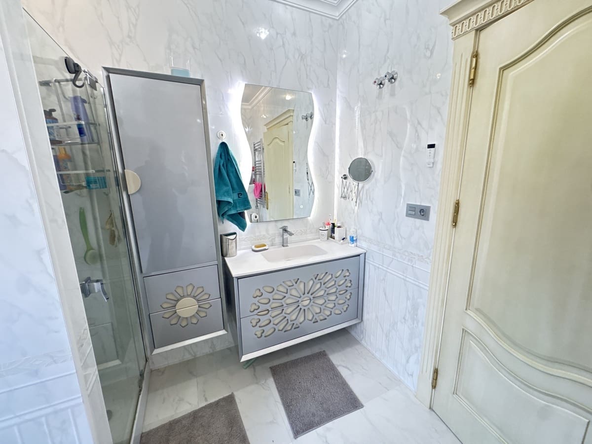 4 quarto Moradia para venda em Cabo Roig - 1 700 000 € (Ref: 9655344)