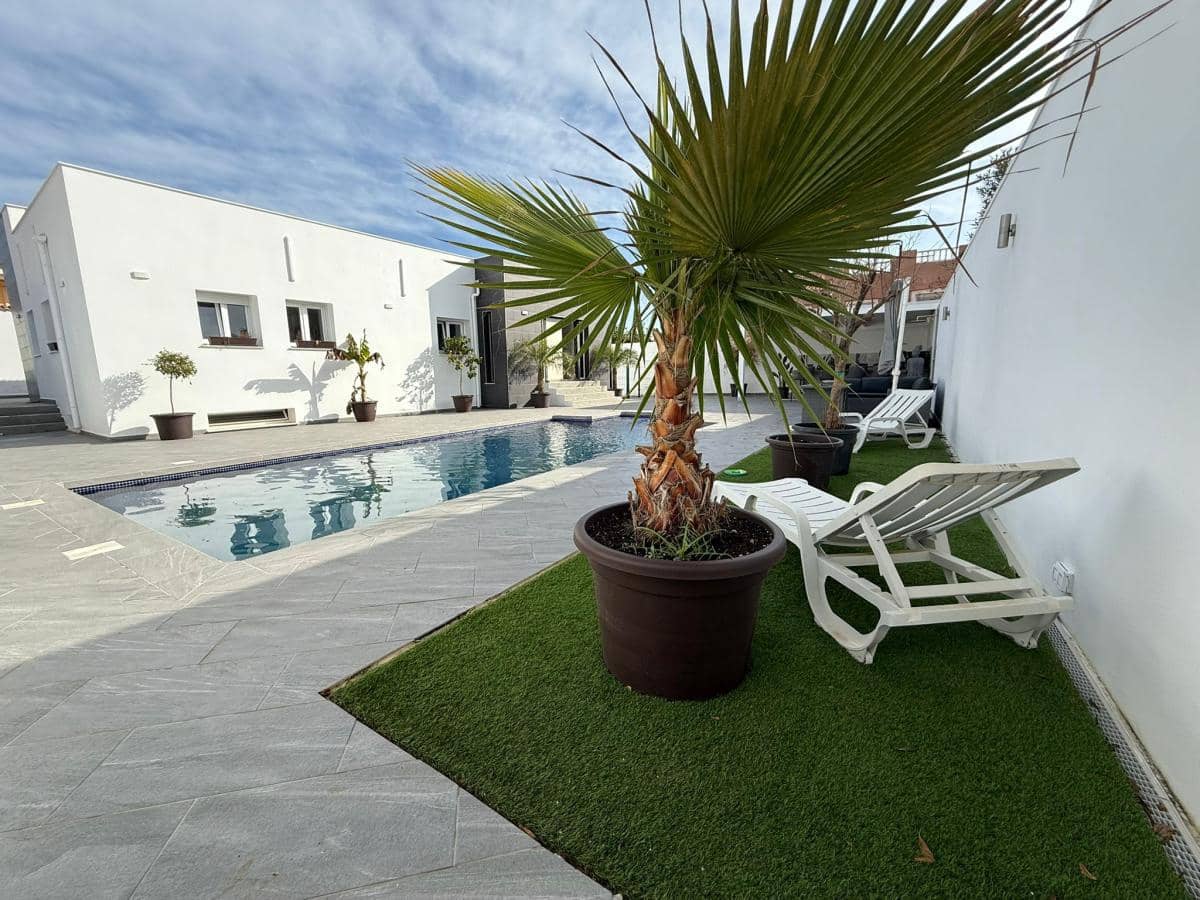 5 soverom Villa til salgs i Ciudad Quesada - € 498 000 (Ref: 9655359)