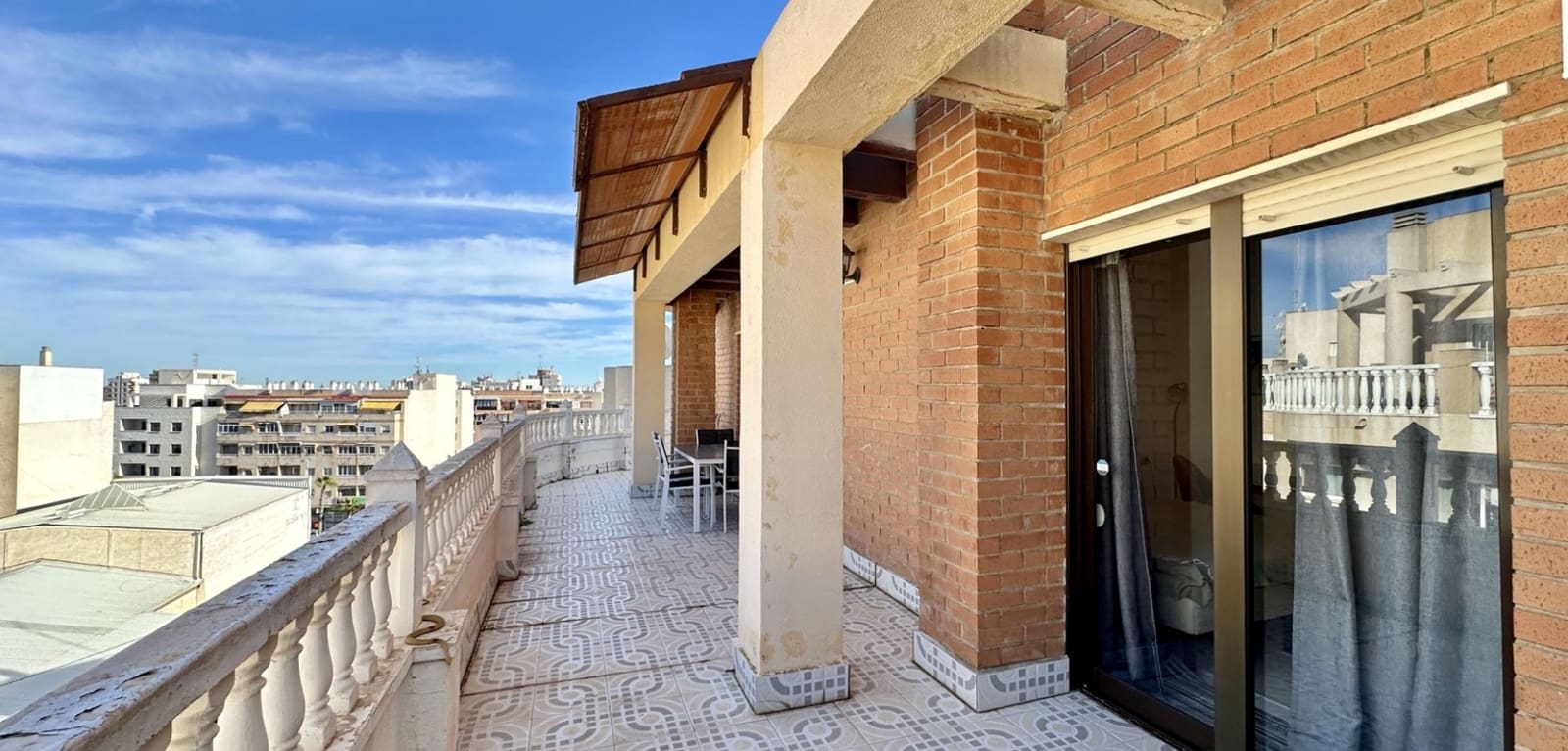 1 bedroom Apartment for sale in Torrevieja - € 145,000 (Ref: 9655375)