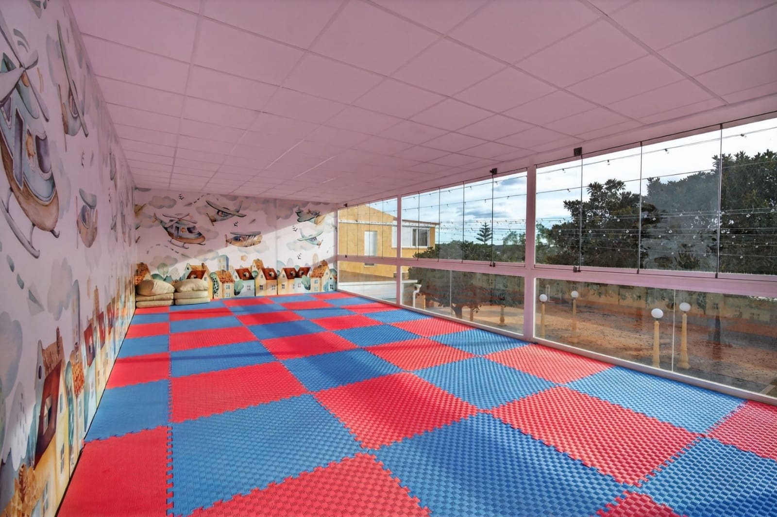 5 sypialnia Willa na sprzedaż w Miasto Alicante / Alacant - 815 000 € (Ref: 9655417)