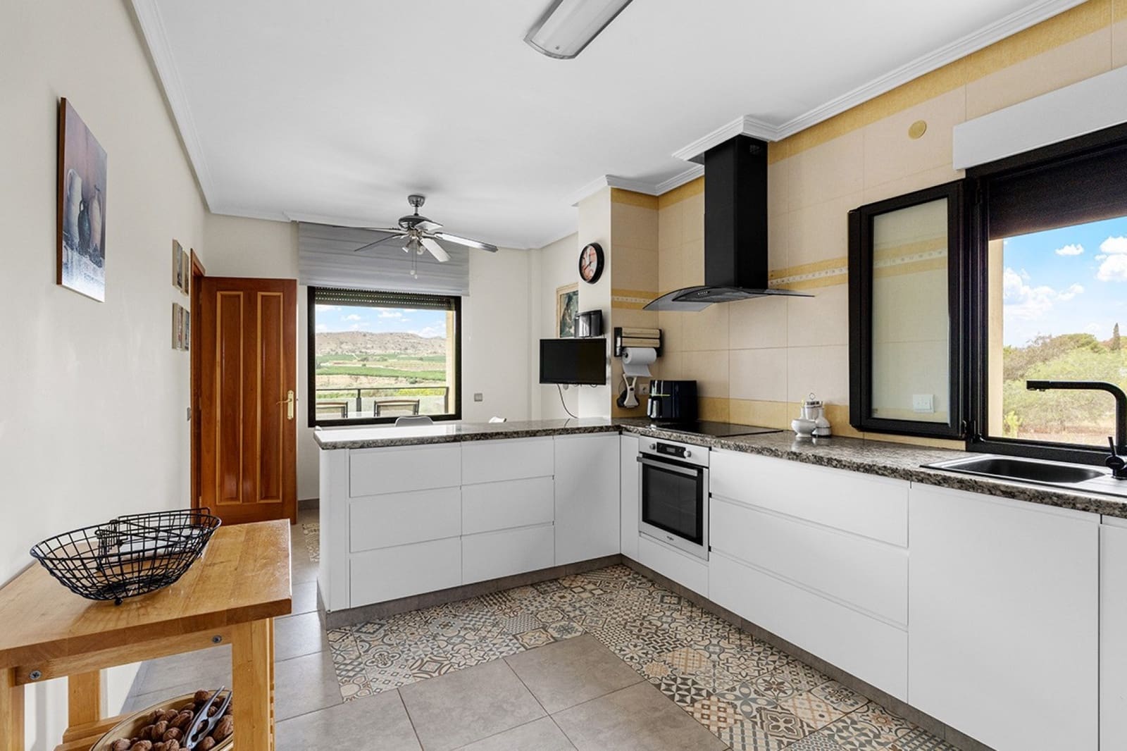 Chalet de 5 habitaciones en Alicante / Alacant ciudad en venta con piscina garaje - 790.000 € (Ref: 9655496)