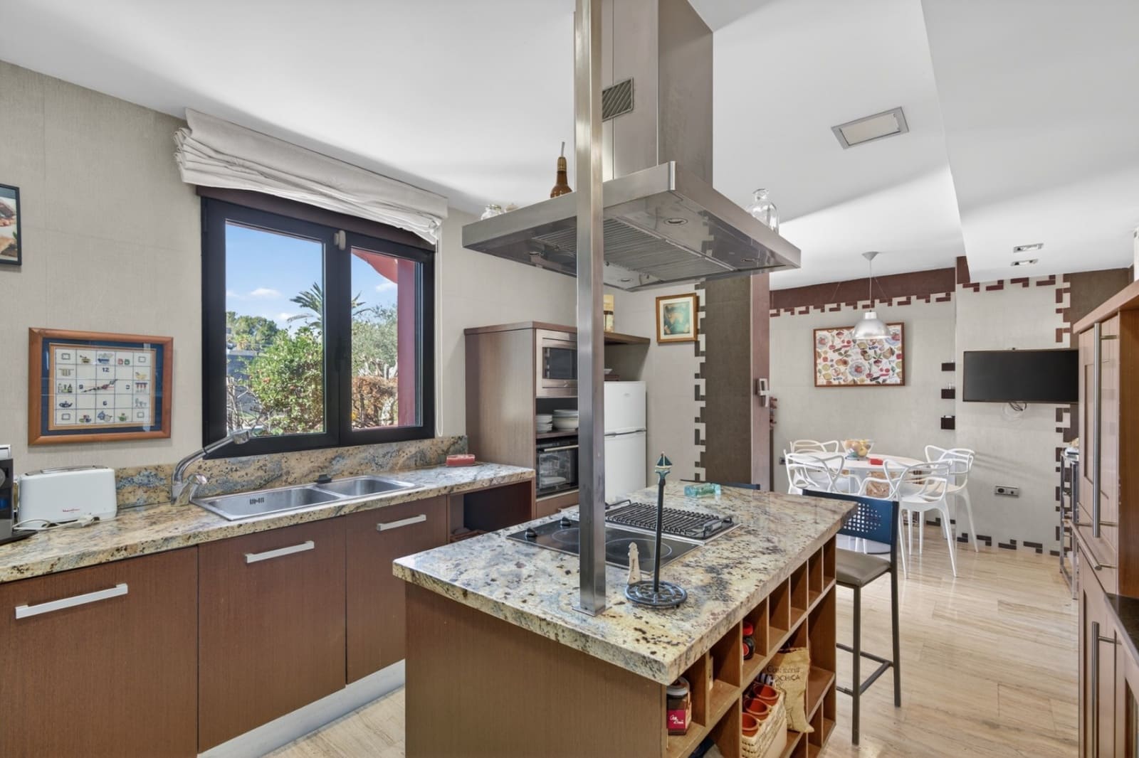 5 sypialnia Willa na sprzedaż w Santa Pola z garażem - 749 000 € (Ref: 9655499)