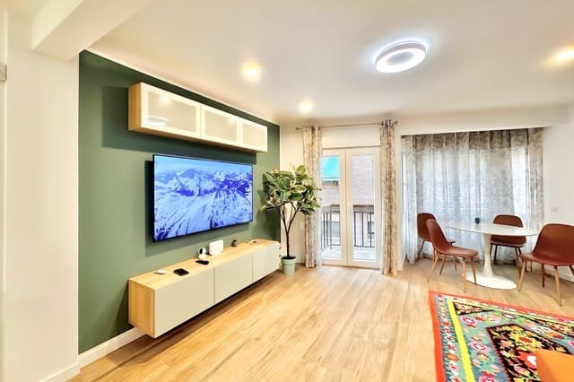 Apartamento de 2 habitaciones en Alicante / Alacant ciudad en venta - 185.000 € (Ref: 9655505)