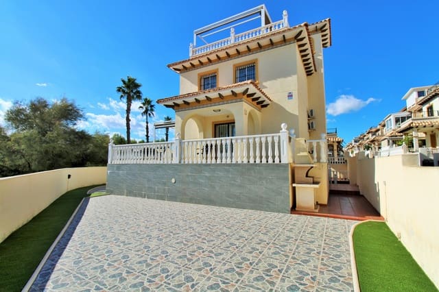 4 slaapkamer Villa te koop in Playa Flamenca, Orihuela - € 379.000 (Ref: 9655511)