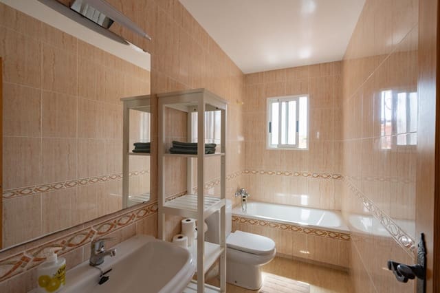 6 sypialnia Dom na sprzedaż w Gran Alacant, Santa Pola z basenem garażem - 349 000 € (Ref: 9662845)