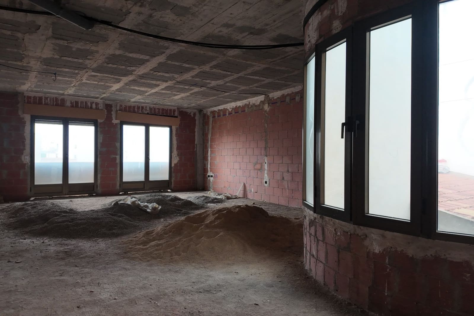 4 soverom Kommersiell til salgs i San Vicente / Sant Vicent del Raspeig med garasje - € 470 000 (Ref: 9662859)