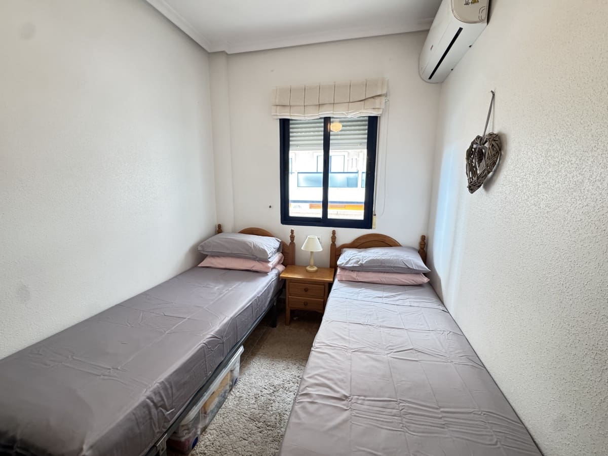 2 Zimmer Apartment zu verkaufen in Cabo Roig - 189.995 € (Ref: 9662968)