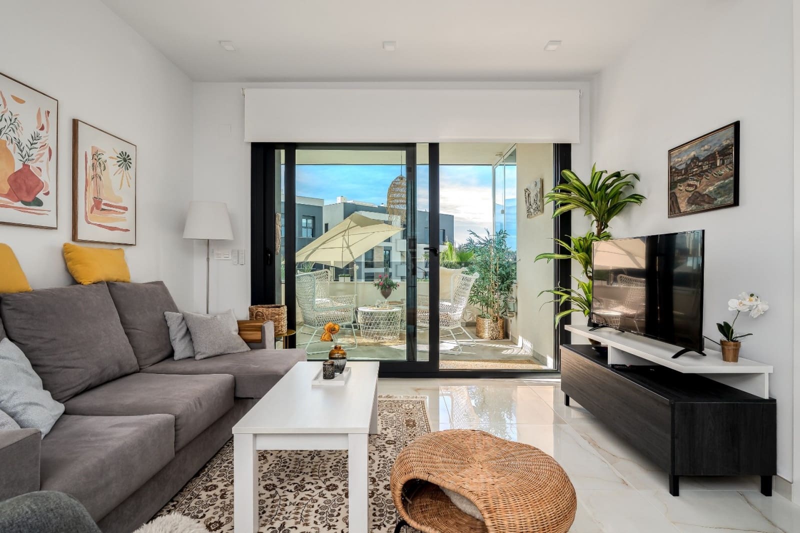 2 sovrum Lägenhet till salu i Orihuela Costa med pool garage - 239 000 € (Ref: 9662973)