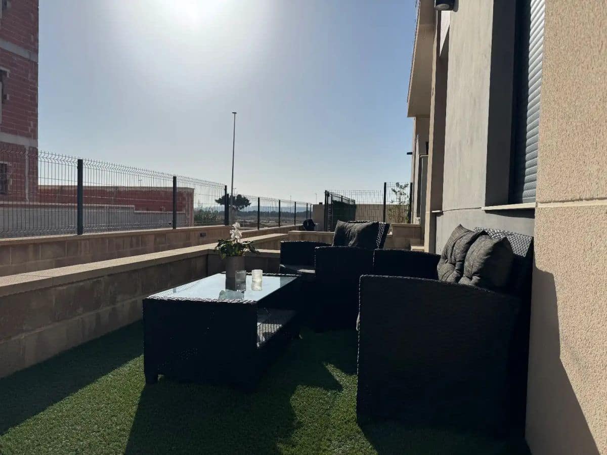 Casa de 2 habitaciones en El Raso en venta - 219.900 € (Ref: 9663159)