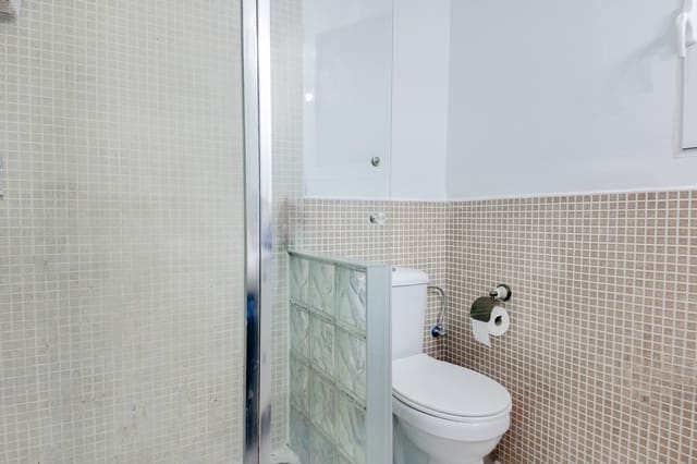 1 makuuhuone Huoneisto myytävänä paikassa Alicante kaupunki - 129 900 € (Ref: 9663174)