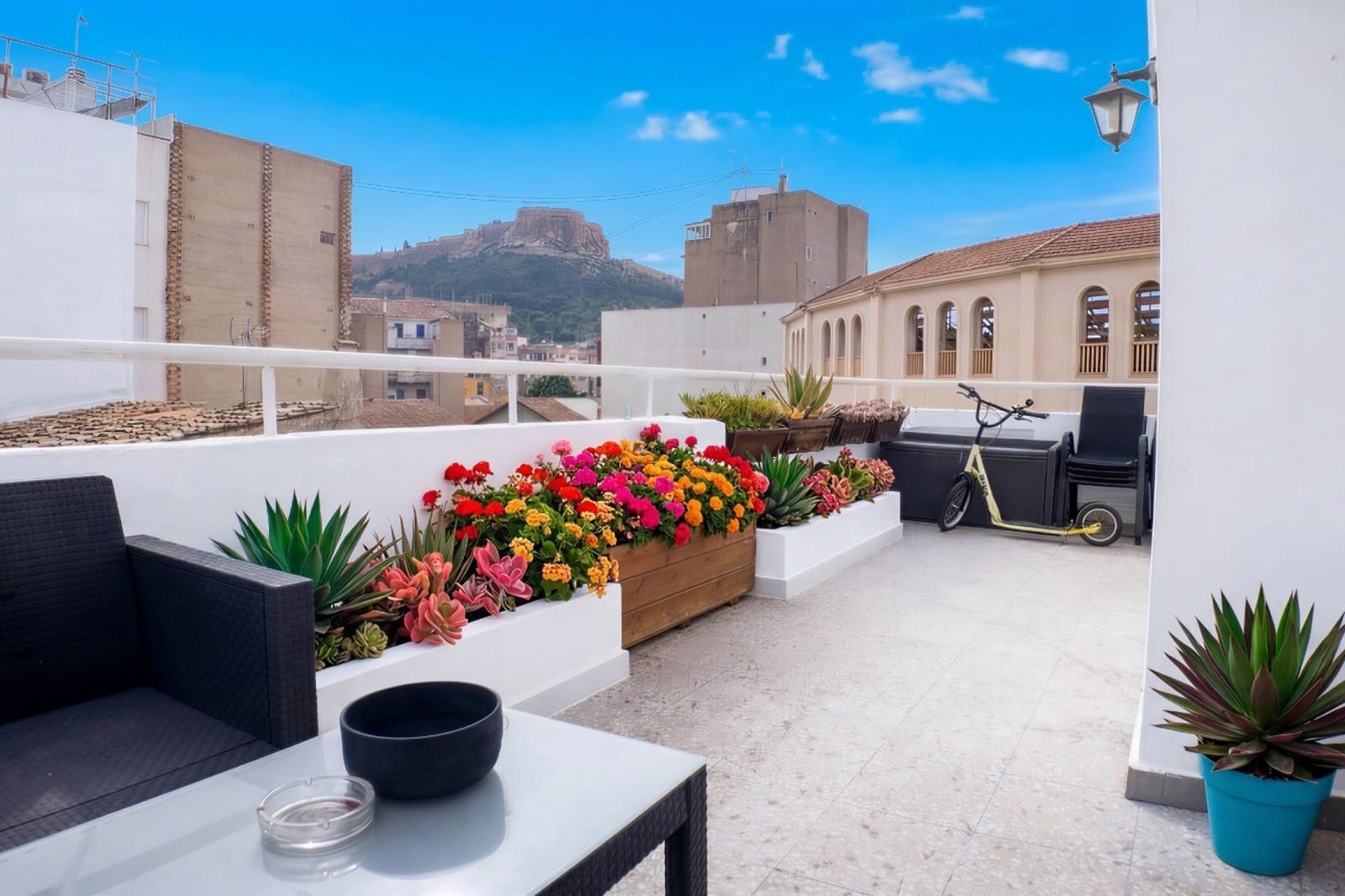 3 bedroom Apartment for sale in Alicante / Alacant city - € 240,000 (Ref: 9663183)