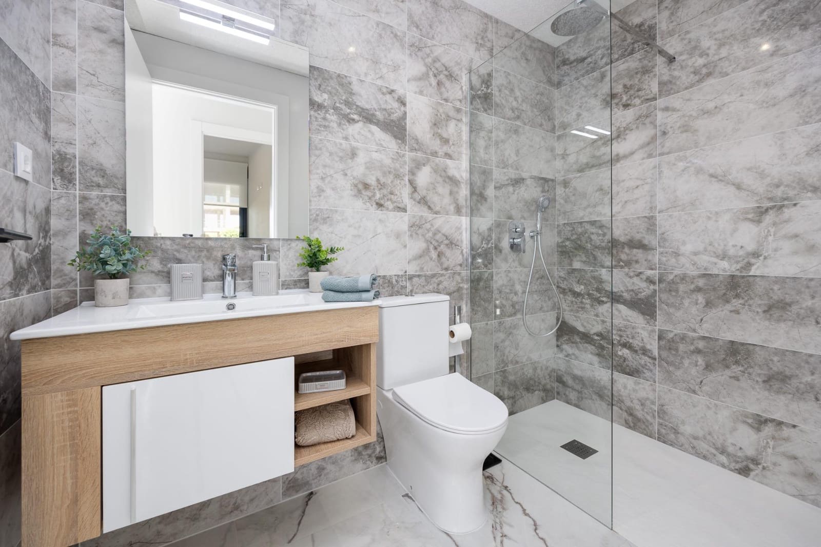 2 sypialnia Apartament na sprzedaż w San Miguel de Salinas z basenem garażem - 224 000 € (Ref: 9667429)