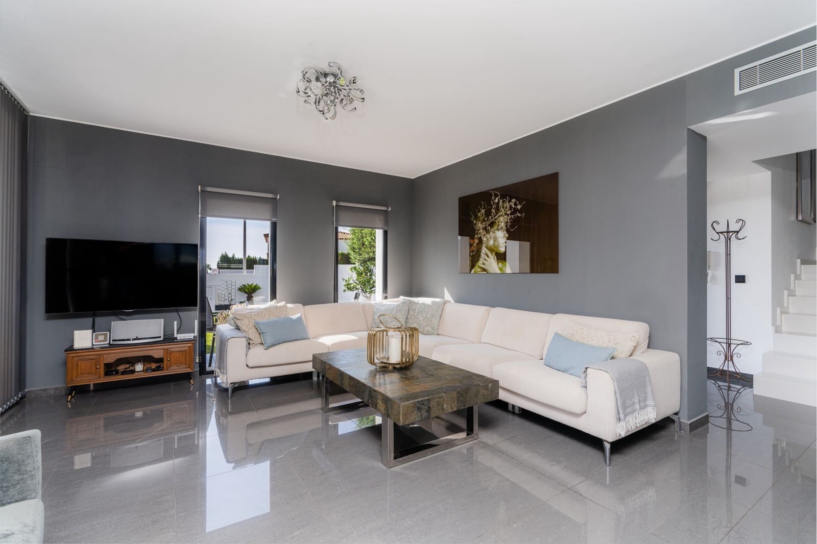 7 sovrum Villa till salu i San Fulgencio med pool garage - 1 090 000 € (Ref: 9667846)