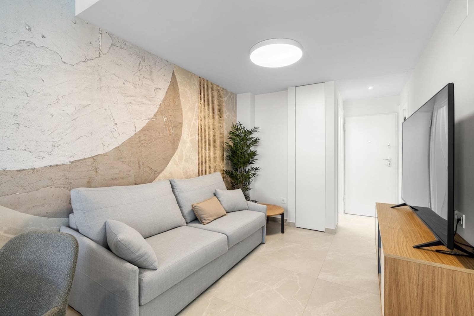 2 Zimmer Apartment zu verkaufen in Torrevieja mit Pool - 279.000 € (Ref: 9667858)