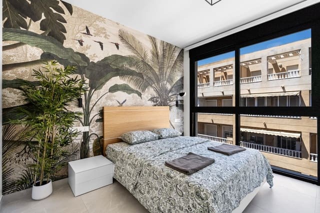 2 Zimmer Apartment zu verkaufen in Torrevieja mit Pool - 279.000 € (Ref: 9667858)