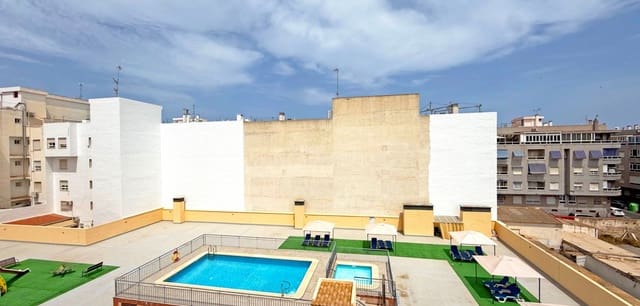 3 soveværelse Lejlighed til salg i Torrevieja med swimmingpool - € 185.000 (Ref: 9667881)