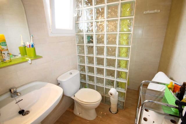 1 Zimmer Apartment zu verkaufen in Villamartin, Orihuela mit Pool - 115.000 € (Ref: 9667906)