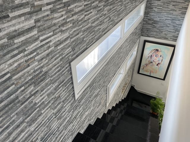 4 Zimmer Villa zu verkaufen in Los Balcones - 599.000 € (Ref: 9667913)