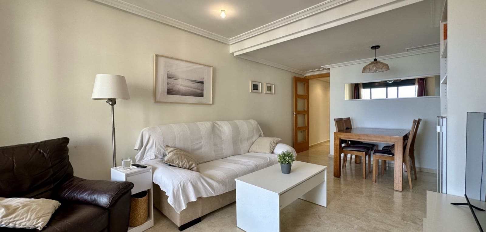 2 Zimmer Apartment zu verkaufen in Guardamar del Segura mit Garage - 339.000 € (Ref: 9668025)