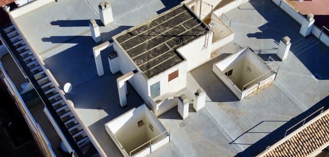 2 makuuhuone Huoneisto myytävänä paikassa Torrevieja - 159 000 € (Ref: 9668026)