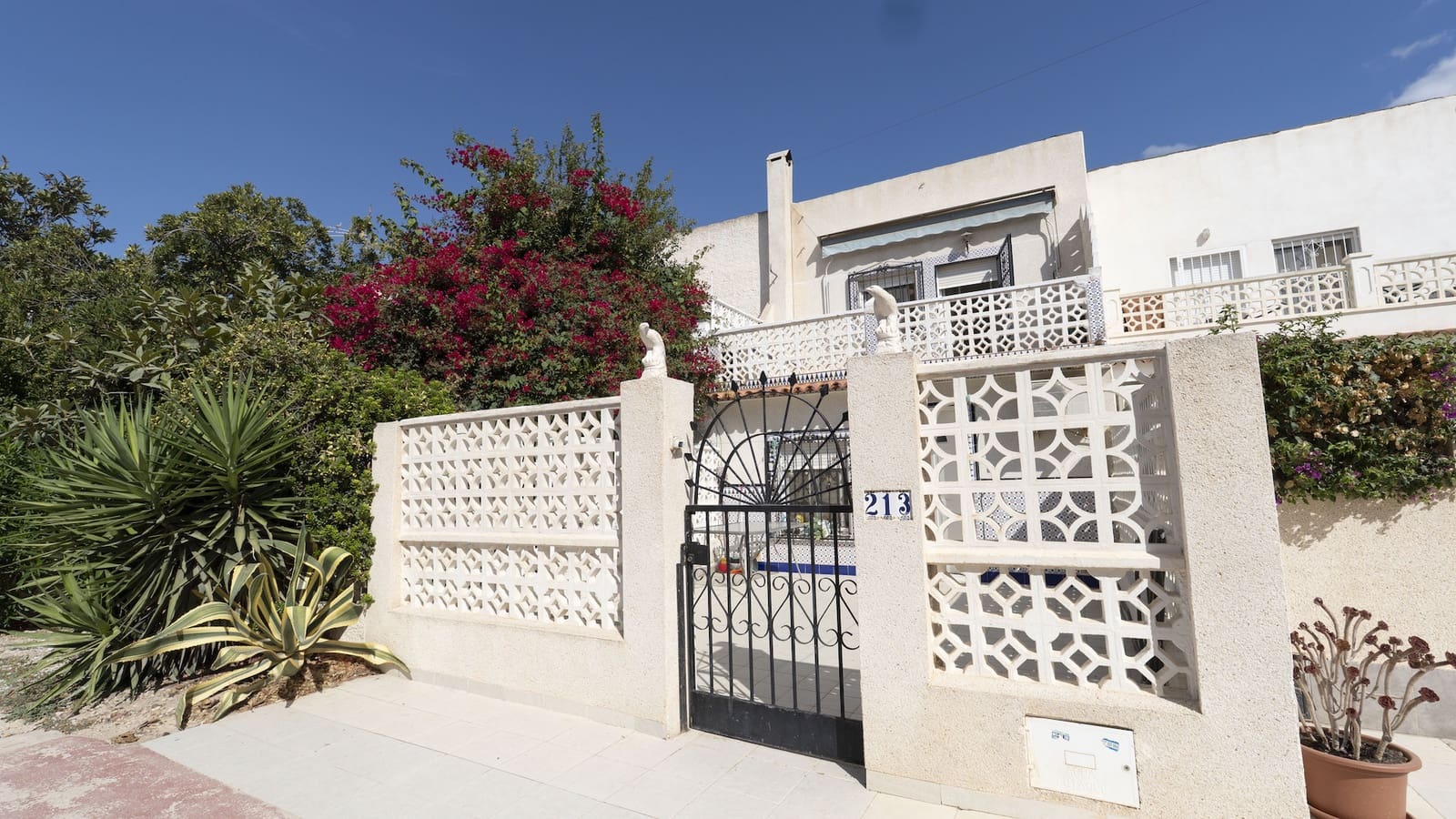 3 soverom Hus til salgs i Torrevieja med garasje - € 149 000 (Ref: 9668054)