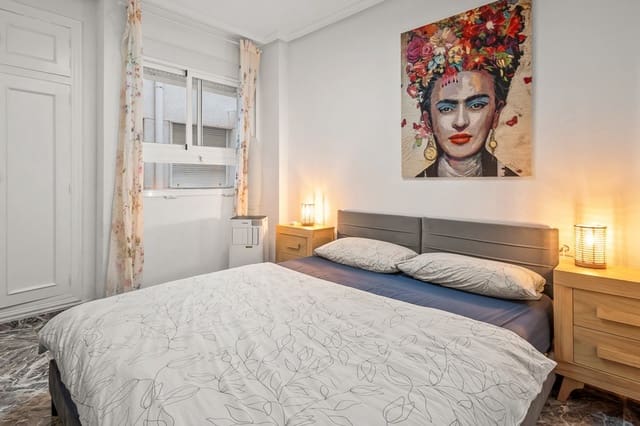 2 makuuhuone Huoneisto myytävänä paikassa Torrevieja - 199 000 € (Ref: 9668060)