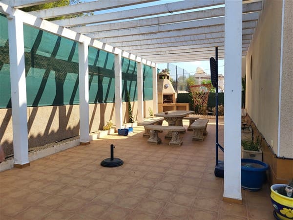 3 bedroom Villa for sale in Villamartin - € 375,000 (Ref: 9668099)