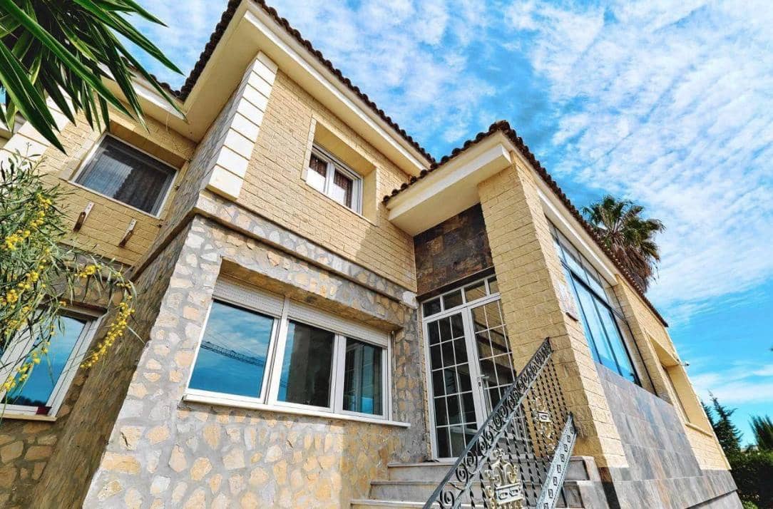 5 Zimmer Villa zu verkaufen in Campoamor - 899.999 € (Ref: 9668104)