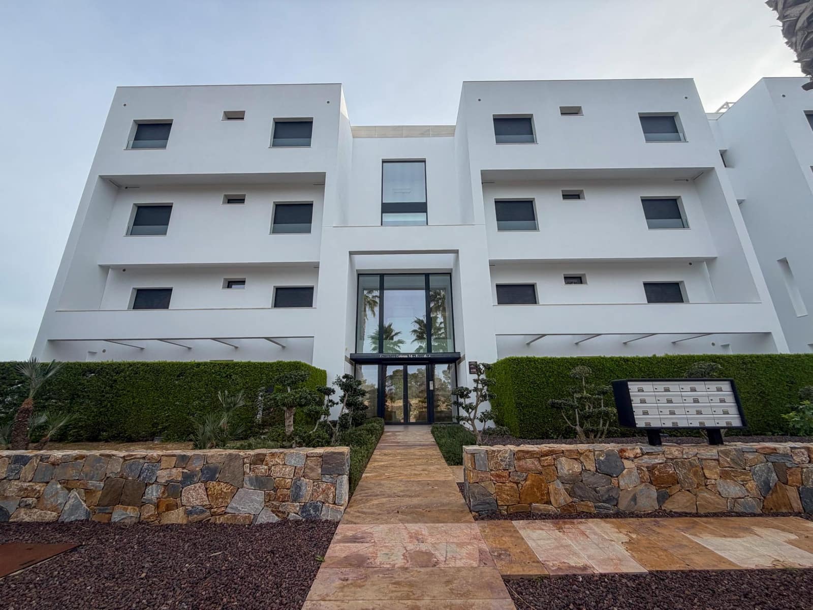 Apartamento de 3 habitaciones en Orihuela en venta con piscina - 599.000 € (Ref: 9668120)