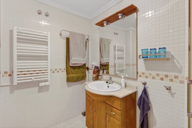 3 sypialnia Apartament na sprzedaż w Orihuela Costa, Orihuela z basenem garażem - 379 000 € (Ref: 9668180)