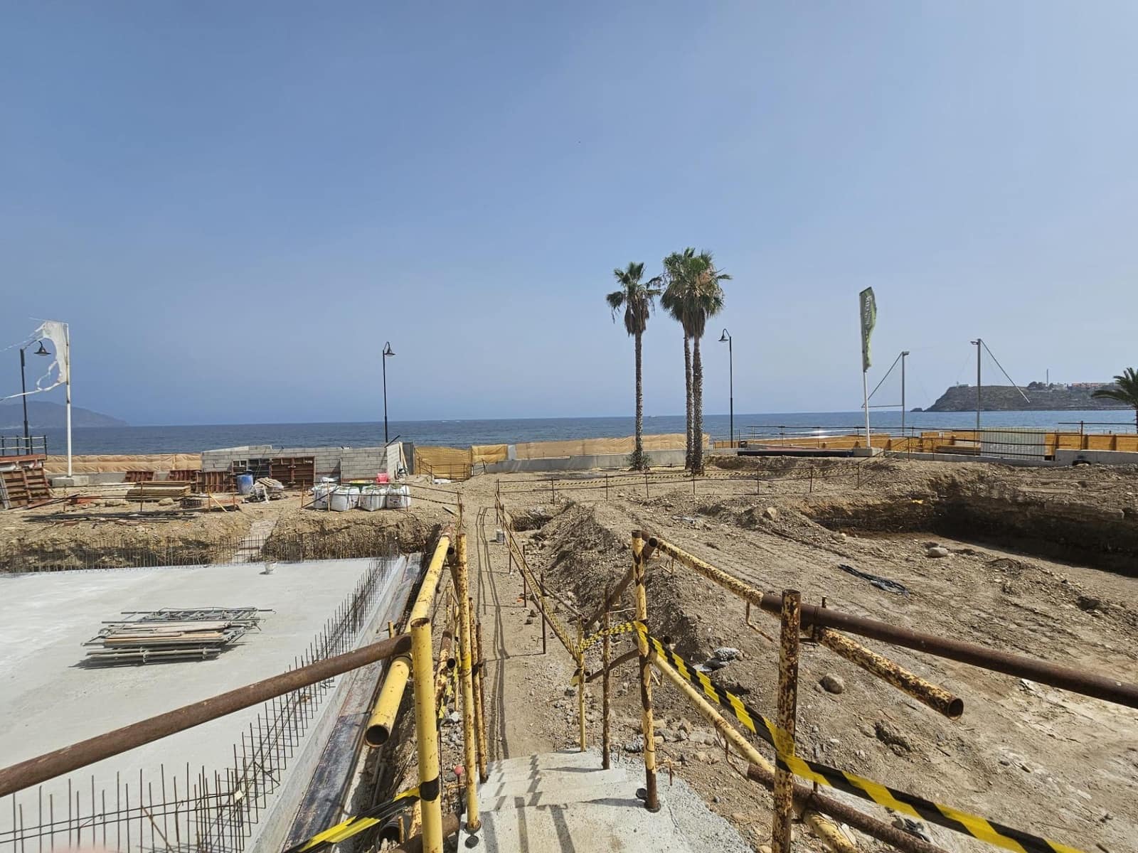 3 bedroom Villa for sale in Alamillo with pool - € 995,000 (Ref: 9692669)