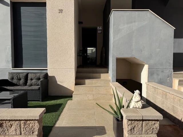 2 soverom Hus til salgs i El Raso, Guardamar del Segura - € 219 900 (Ref: 9693026)