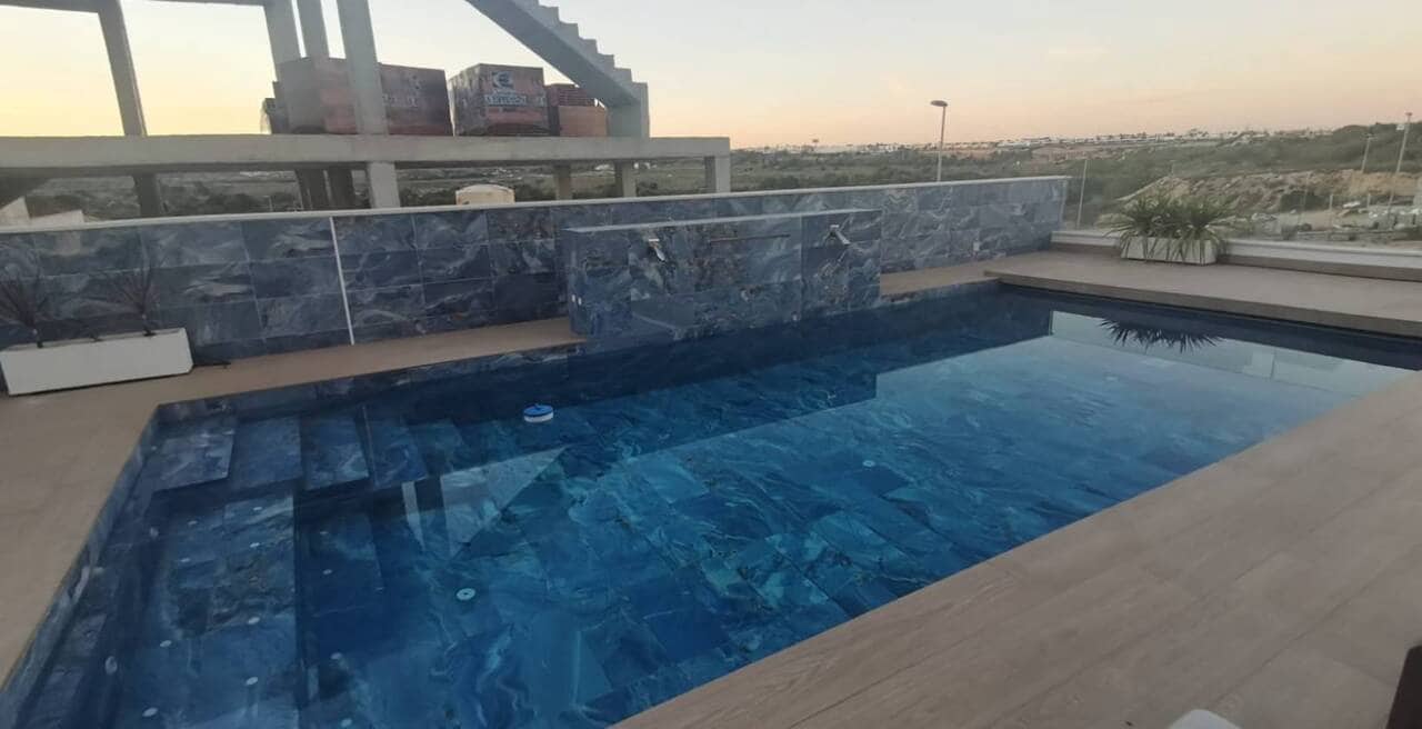 6 quarto Moradia para venda em Campoamor com piscina garagem - 1 780 000 € (Ref: 9693066)