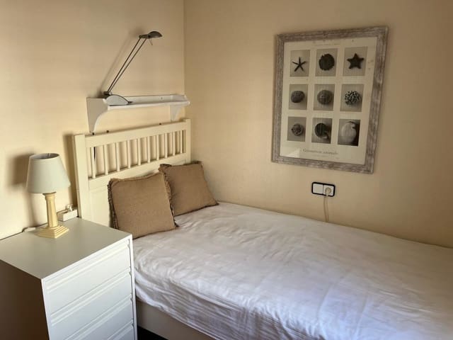 3 bedroom Townhouse for sale in Playa Flamenca, Orihuela with pool - € 223,000 (Ref: 9710558)