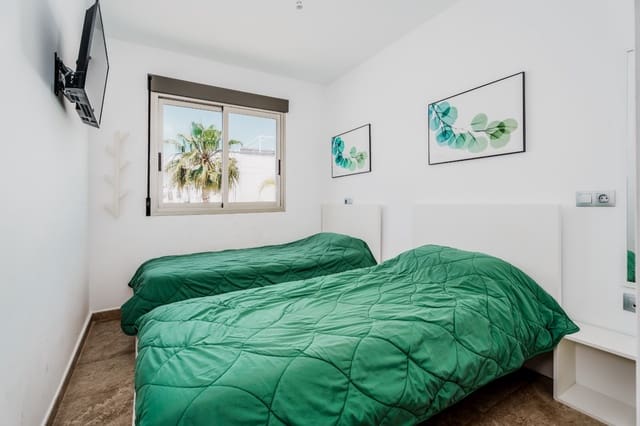 Apartamento de 2 habitaciones en Torre de la Horadada, Pilar de la Horadada en venta con piscina garaje - 229.000 € (Ref: 9710570)