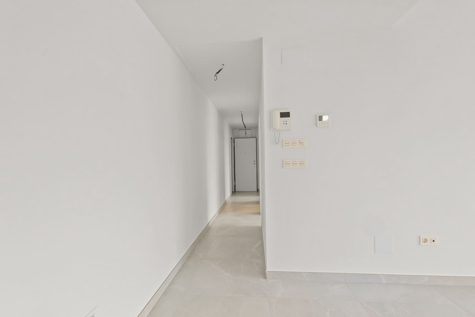 2 Zimmer Apartment zu verkaufen in Torrevieja mit Pool - 319.900 € (Ref: 9710572)