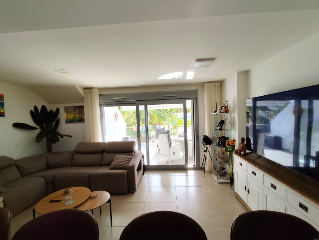 2 bedroom Apartment for sale in Vistabella with pool - € 229,950 (Ref: 9710631)