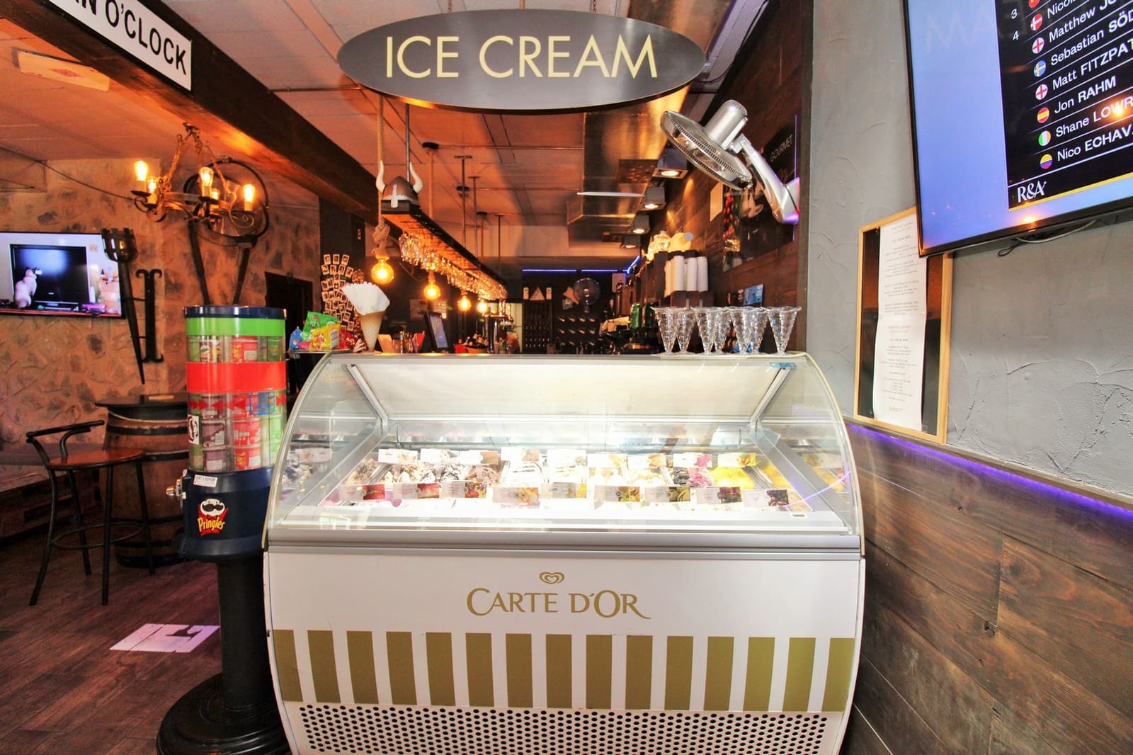 Local Comercial en Villamartin en venta - 299.000 € (Ref: 9710660)