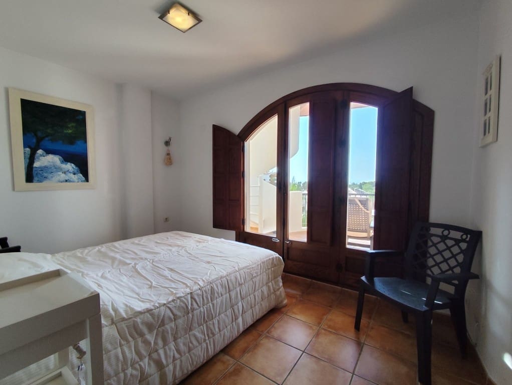 2 makuuhuone Huoneisto myytävänä paikassa Orihuela Costa mukana uima-altaan - 299 900 € (Ref: 9710674)