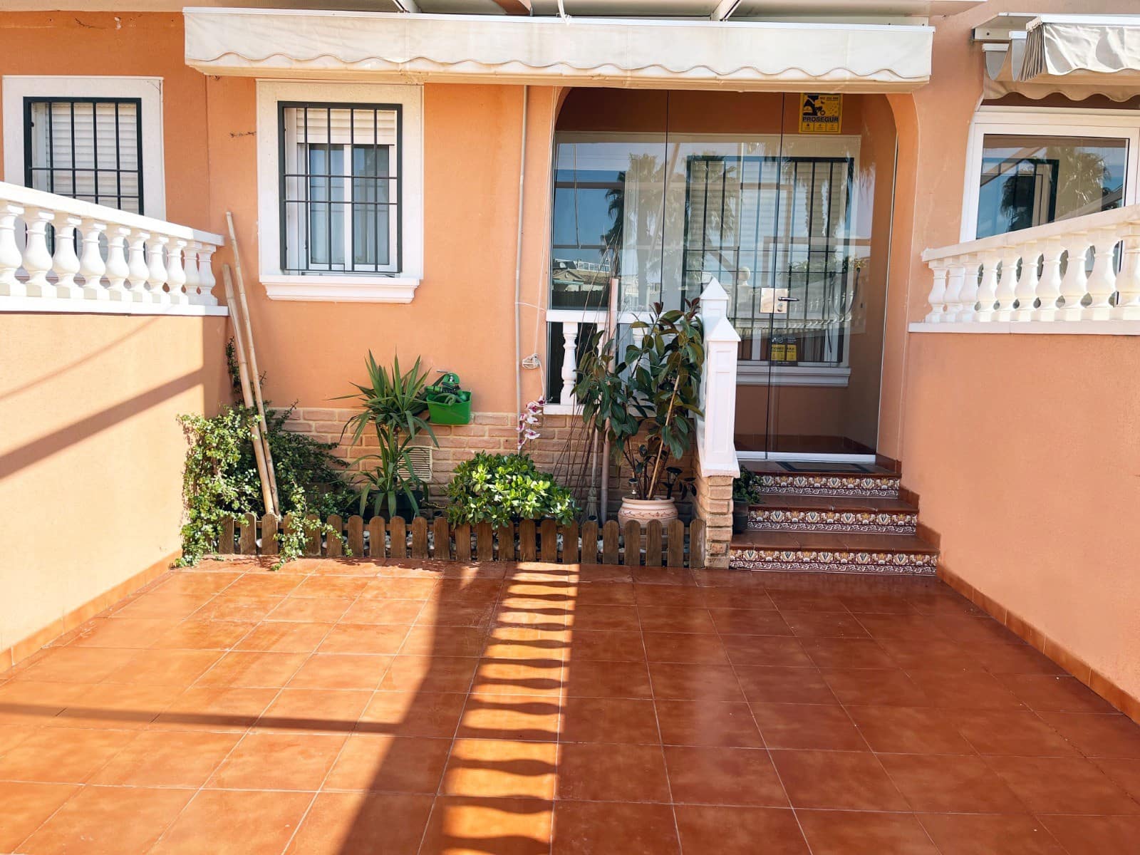 3 soverom Hus til salgs i Torrevieja - € 219 000 (Ref: 9710677)