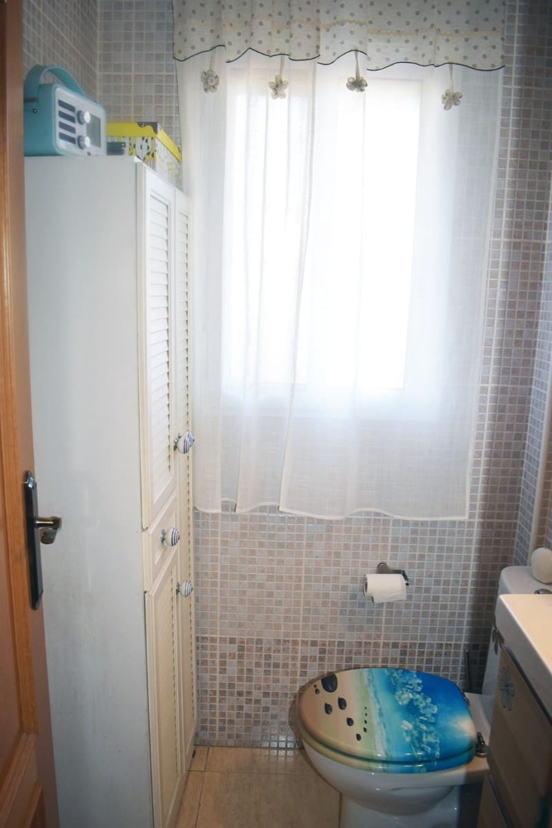 3 soverom Hus til salgs i Torrevieja - € 219 000 (Ref: 9710677)