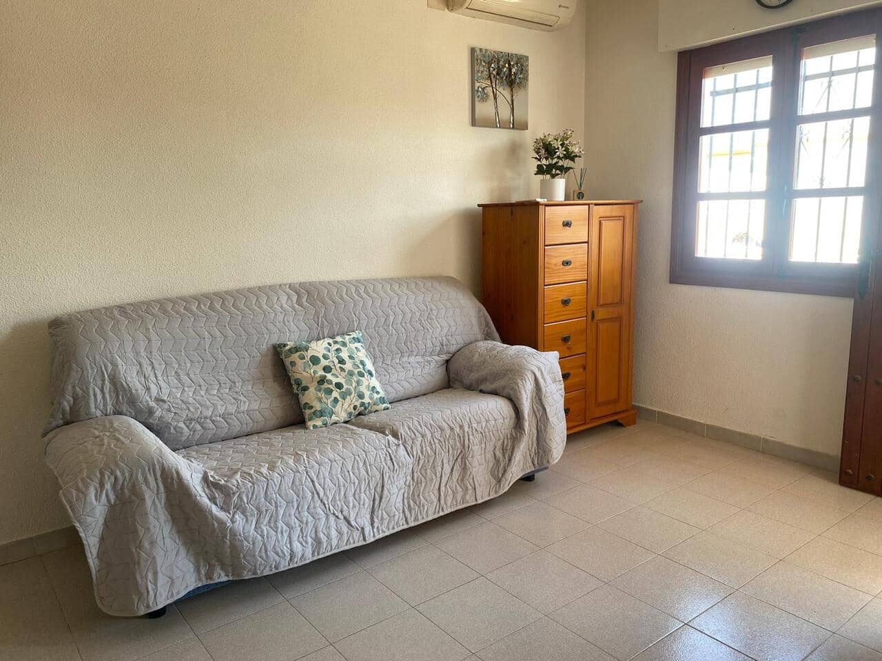 1 bedroom Apartment for sale in Villamartin with pool - € 115,000 (Ref: 9710687)
