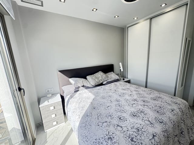 5 Zimmer Villa zu verkaufen in Villamartin, Orihuela - 480.000 € (Ref: 9710689)