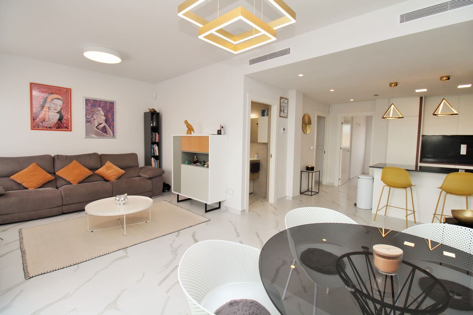 2 soveværelse Lejlighed til salg i San Miguel de Salinas - € 349.950 (Ref: 9710695)