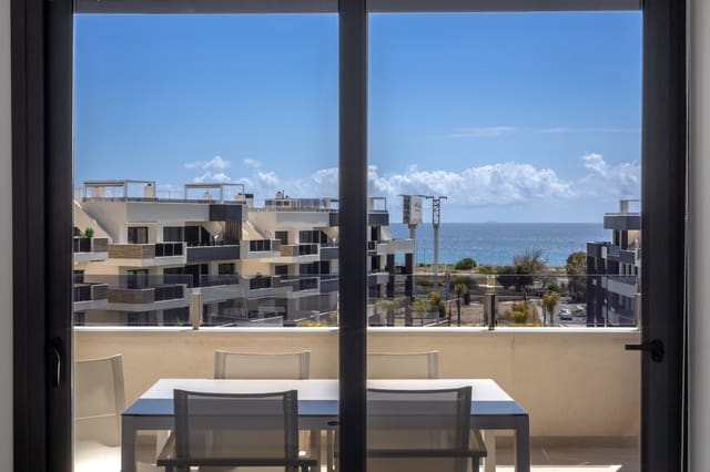2 soveværelse Lejlighed til salg i Playa Flamenca, Orihuela med garage - € 599.000 (Ref: 9710756)