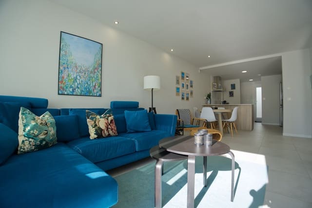 4 soveværelse Byhus til salg i San Pedro del Pinatar med swimmingpool garage - € 359.000 (Ref: 9710853)