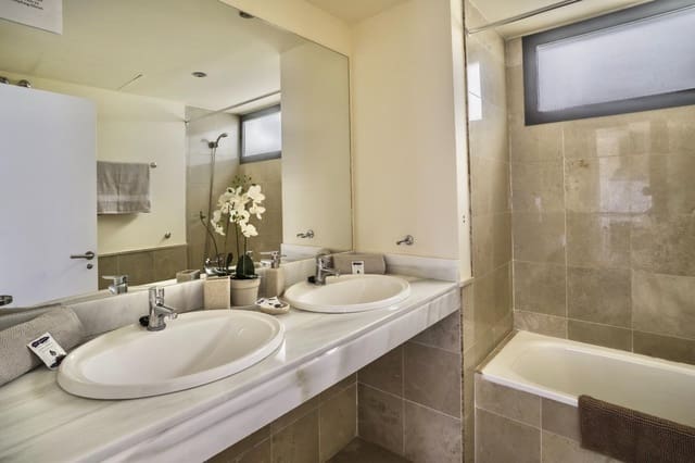 2 chambre Appartement à vendre à Puerto del Rey, Vera avec piscine garage - 160 000 € (Ref: 9753782)