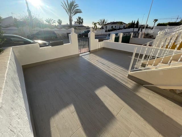 3 makuuhuone Omakotitalo myytävänä paikassa Ciudad Quesada, Rojales mukana uima-altaan - 244 900 € (Ref: 9753801)